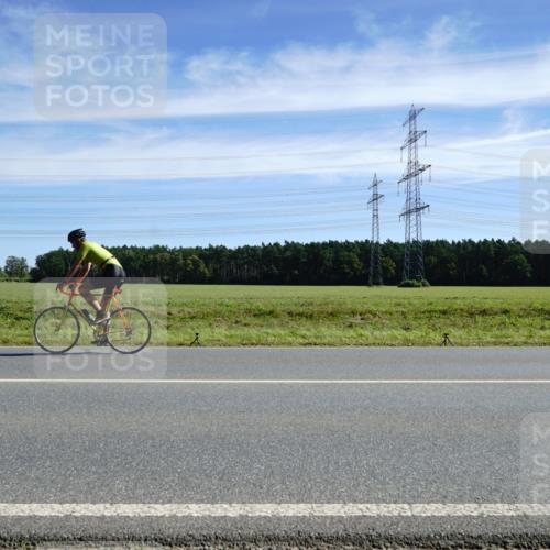 07.09.2025 - 19. Norderstedt Triathlon Michael Burmester http://msf.ph/oto/8840329 07.09.2025 12:19:55 Radfahren 139 meine-sportfotos.de