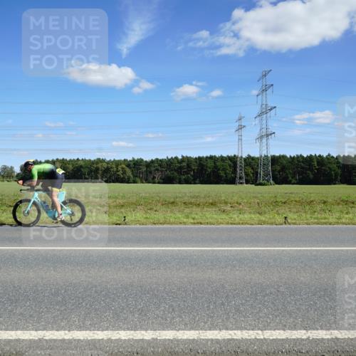 07.09.2025 - 19. Norderstedt Triathlon Michael Burmester http://msf.ph/oto/8840334 07.09.2025 14:27:27 Radfahren 422, 1026 meine-sportfotos.de