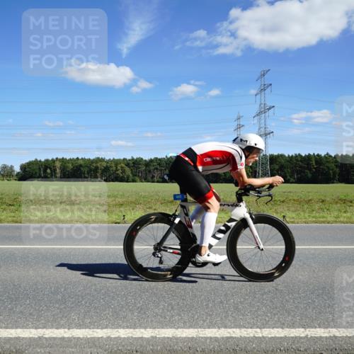07.09.2025 - 19. Norderstedt Triathlon Michael Burmester http://msf.ph/oto/8840341 07.09.2025 14:27:29 Radfahren 422 meine-sportfotos.de