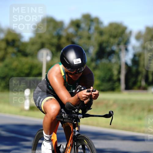 07.09.2025 - 19. Norderstedt Triathlon Michael Burmester http://msf.ph/oto/8840393 07.09.2025 14:59:29 Radfahren 469, 475, 1500 meine-sportfotos.de