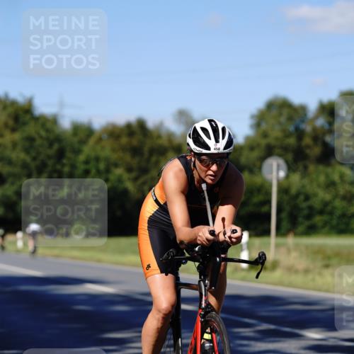07.09.2025 - 19. Norderstedt Triathlon Michael Burmester http://msf.ph/oto/8840398 07.09.2025 14:59:36 Radfahren 458, 472 meine-sportfotos.de