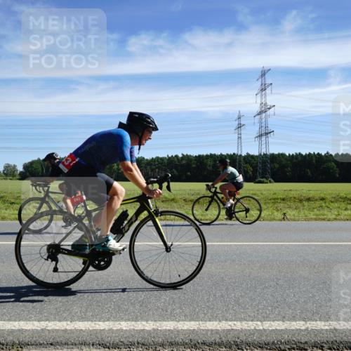 07.09.2025 - 19. Norderstedt Triathlon Michael Burmester http://msf.ph/oto/8840399 07.09.2025 12:20:19 Radfahren 243, 244 meine-sportfotos.de