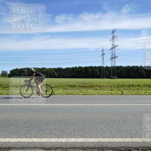 07.09.2025 - 19. Norderstedt Triathlon Michael Burmester http://msf.ph/oto/8840412 07.09.2025 12:20:22 Radfahren 243 meine-sportfotos.de