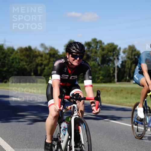 07.09.2025 - 19. Norderstedt Triathlon Michael Burmester http://msf.ph/oto/8840417 07.09.2025 15:00:05 Radfahren 446, 1478 meine-sportfotos.de