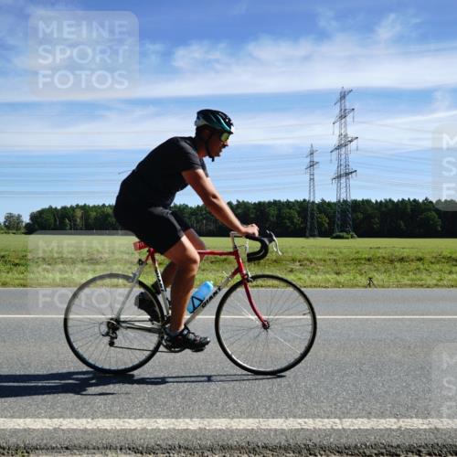 07.09.2025 - 19. Norderstedt Triathlon Michael Burmester http://msf.ph/oto/8840444 07.09.2025 12:20:35 Radfahren 156, 717 meine-sportfotos.de