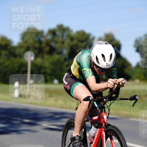 07.09.2025 - 19. Norderstedt Triathlon Michael Burmester http://msf.ph/oto/8840447 07.09.2025 15:00:32 Radfahren 447, 1507 meine-sportfotos.de