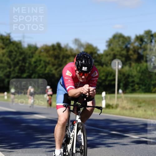 07.09.2025 - 19. Norderstedt Triathlon Michael Burmester http://msf.ph/oto/8840449 07.09.2025 15:00:37 Radfahren 1019 meine-sportfotos.de