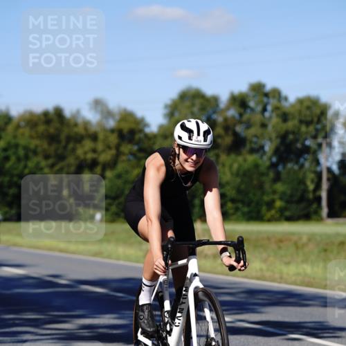 07.09.2025 - 19. Norderstedt Triathlon Michael Burmester http://msf.ph/oto/8840452 07.09.2025 15:00:47 Radfahren 439, 1453 meine-sportfotos.de
