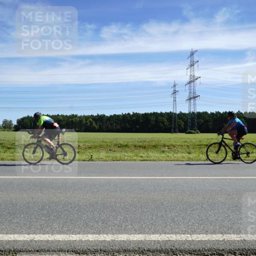 07.09.2025 - 19. Norderstedt Triathlon Michael Burmester http://msf.ph/oto/8840470 07.09.2025 12:20:50 Radfahren 824, 1322 meine-sportfotos.de