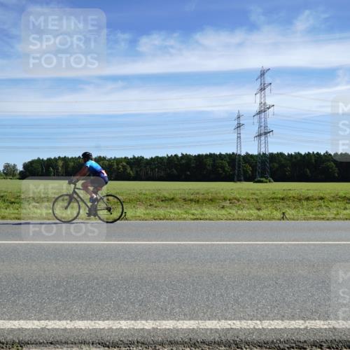 07.09.2025 - 19. Norderstedt Triathlon Michael Burmester http://msf.ph/oto/8840477 07.09.2025 12:20:50 Radfahren 824, 1322 meine-sportfotos.de