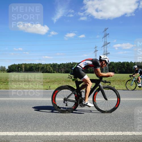 07.09.2025 - 19. Norderstedt Triathlon Michael Burmester http://msf.ph/oto/8840482 07.09.2025 14:28:07 Radfahren 474, 981, 1006, 1008, 1015 meine-sportfotos.de