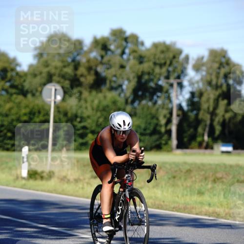 07.09.2025 - 19. Norderstedt Triathlon Michael Burmester http://msf.ph/oto/8840483 07.09.2025 15:01:34 Radfahren 417, 460 meine-sportfotos.de
