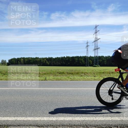 07.09.2025 - 19. Norderstedt Triathlon Michael Burmester http://msf.ph/oto/8840484 07.09.2025 12:20:51 Radfahren 824, 1322 meine-sportfotos.de