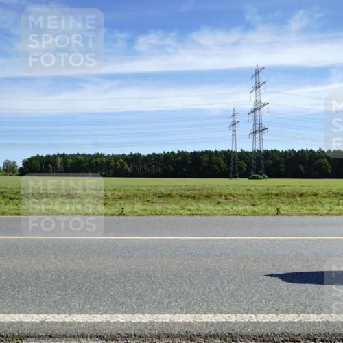 07.09.2025 - 19. Norderstedt Triathlon Michael Burmester http://msf.ph/oto/8840490 07.09.2025 12:20:51 Radfahren 824, 1322 meine-sportfotos.de