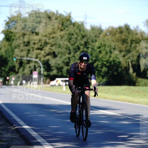 07.09.2025 - 19. Norderstedt Triathlon Michael Burmester http://msf.ph/oto/8840502 07.09.2025 15:02:06 Radfahren 1430 meine-sportfotos.de