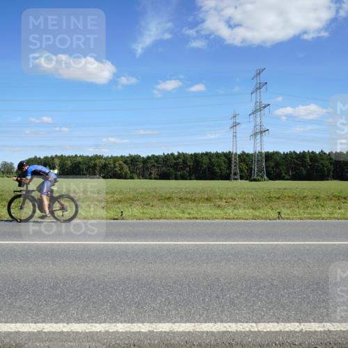 07.09.2025 - 19. Norderstedt Triathlon Michael Burmester http://msf.ph/oto/8840546 07.09.2025 14:28:21 Radfahren 1009 meine-sportfotos.de