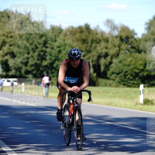 07.09.2025 - 19. Norderstedt Triathlon Michael Burmester http://msf.ph/oto/8840551 07.09.2025 15:03:31 Radfahren 363 meine-sportfotos.de
