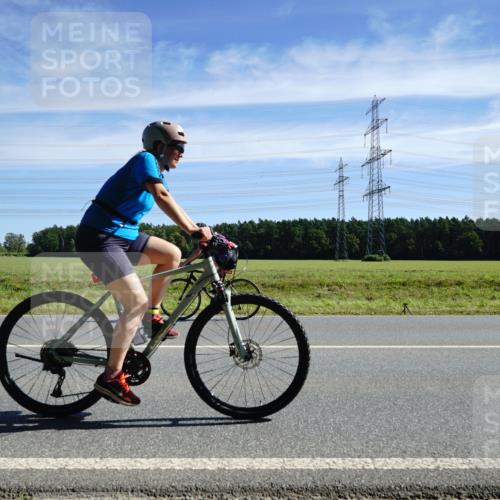 07.09.2025 - 19. Norderstedt Triathlon Michael Burmester http://msf.ph/oto/8840557 07.09.2025 12:21:11 Radfahren 202, 699, 1252, 1378 meine-sportfotos.de