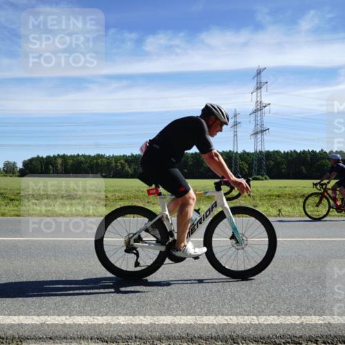 07.09.2025 - 19. Norderstedt Triathlon Michael Burmester http://msf.ph/oto/8840569 07.09.2025 12:21:13 Radfahren 176, 202, 699, 1252 meine-sportfotos.de