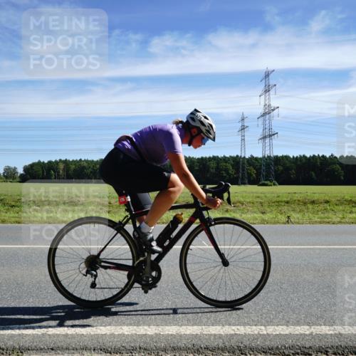 07.09.2025 - 19. Norderstedt Triathlon Michael Burmester http://msf.ph/oto/8840582 07.09.2025 12:21:15 Radfahren 176, 202, 699 meine-sportfotos.de