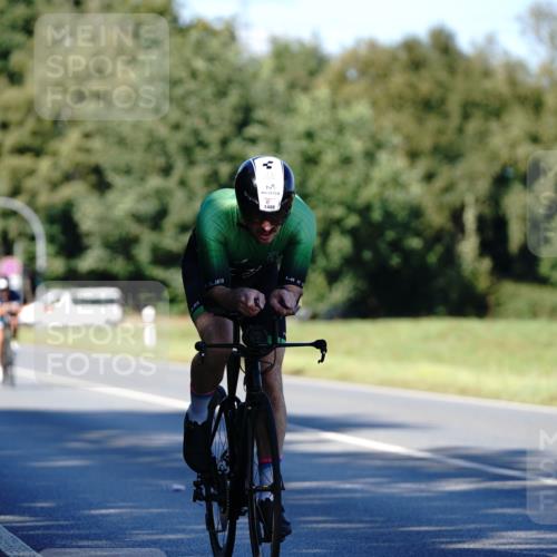 07.09.2025 - 19. Norderstedt Triathlon Michael Burmester http://msf.ph/oto/8840603 07.09.2025 15:04:13 Radfahren 1488 meine-sportfotos.de
