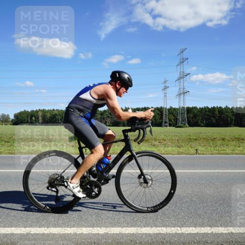 07.09.2025 - 19. Norderstedt Triathlon Michael Burmester http://msf.ph/oto/8840606 07.09.2025 14:28:43 Radfahren 449, 963, 1462 meine-sportfotos.de