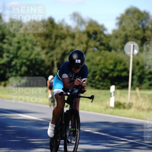 07.09.2025 - 19. Norderstedt Triathlon Michael Burmester http://msf.ph/oto/8840607 07.09.2025 15:04:17 Radfahren 444, 467 meine-sportfotos.de