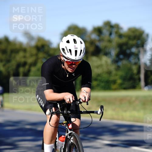 07.09.2025 - 19. Norderstedt Triathlon Michael Burmester http://msf.ph/oto/8840621 07.09.2025 15:04:23 Radfahren 399, 888 meine-sportfotos.de