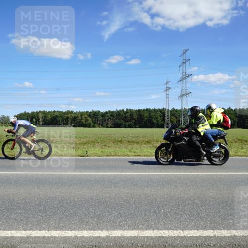 07.09.2025 - 19. Norderstedt Triathlon Michael Burmester http://msf.ph/oto/8840627 07.09.2025 14:28:52 Radfahren 393, 964, 1013, 1027, 1034 meine-sportfotos.de
