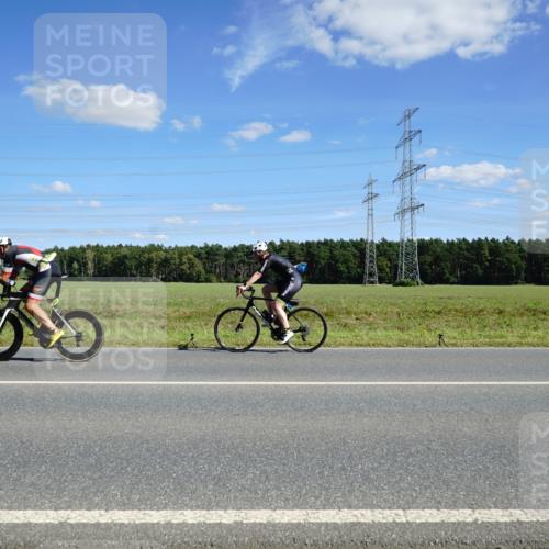 07.09.2025 - 19. Norderstedt Triathlon Michael Burmester http://msf.ph/oto/8840640 07.09.2025 14:28:54 Radfahren 393, 964, 1013, 1027, 1034 meine-sportfotos.de