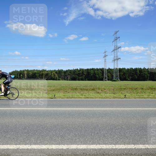07.09.2025 - 19. Norderstedt Triathlon Michael Burmester http://msf.ph/oto/8840647 07.09.2025 14:28:54 Radfahren 393, 964, 1013, 1027, 1034 meine-sportfotos.de