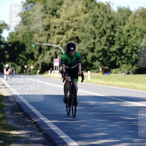 07.09.2025 - 19. Norderstedt Triathlon Michael Burmester http://msf.ph/oto/8840662 07.09.2025 15:05:36 Radfahren 466 meine-sportfotos.de