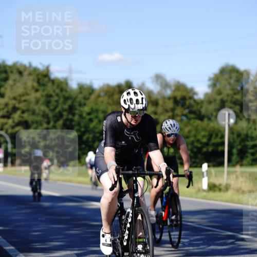 07.09.2025 - 19. Norderstedt Triathlon Michael Burmester http://msf.ph/oto/8840670 07.09.2025 15:05:47 Radfahren 448, 453, 1503 meine-sportfotos.de