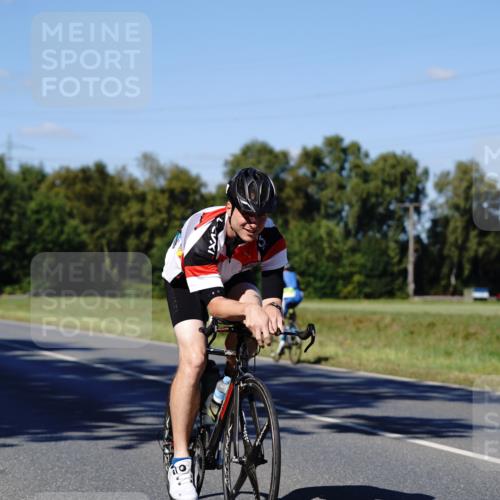 07.09.2025 - 19. Norderstedt Triathlon Michael Burmester http://msf.ph/oto/8840689 07.09.2025 15:06:41 Radfahren 427 meine-sportfotos.de