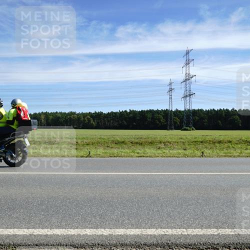 07.09.2025 - 19. Norderstedt Triathlon Michael Burmester http://msf.ph/oto/8840691 07.09.2025 12:21:59 Radfahren 218, 250, 1342 meine-sportfotos.de