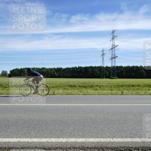 07.09.2025 - 19. Norderstedt Triathlon Michael Burmester http://msf.ph/oto/8840697 07.09.2025 12:22:01 Radfahren 218 meine-sportfotos.de