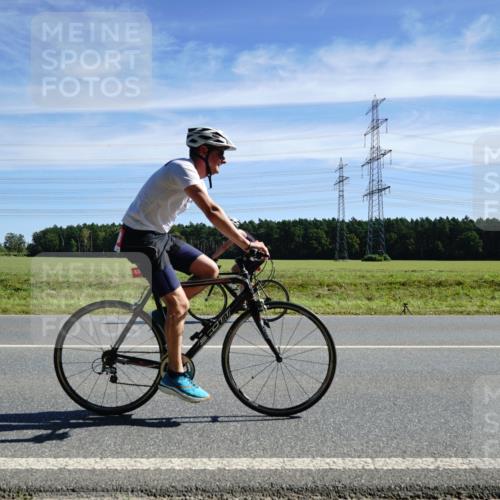 07.09.2025 - 19. Norderstedt Triathlon Michael Burmester http://msf.ph/oto/8840710 07.09.2025 12:22:04 Radfahren 188, 1346, 1398 meine-sportfotos.de