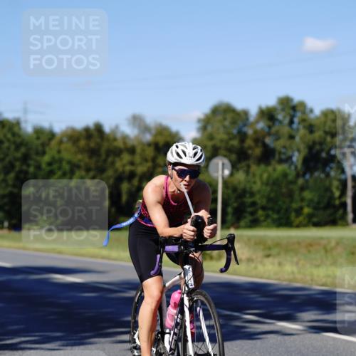 07.09.2025 - 19. Norderstedt Triathlon Michael Burmester http://msf.ph/oto/8840724 07.09.2025 15:07:50 Radfahren 442, 464 meine-sportfotos.de