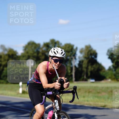 07.09.2025 - 19. Norderstedt Triathlon Michael Burmester http://msf.ph/oto/8840728 07.09.2025 15:07:50 Radfahren 442, 464 meine-sportfotos.de