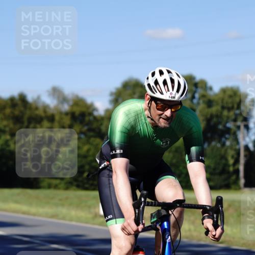 07.09.2025 - 19. Norderstedt Triathlon Michael Burmester http://msf.ph/oto/8840765 07.09.2025 15:09:19 Radfahren 477, 1424, 1494 meine-sportfotos.de