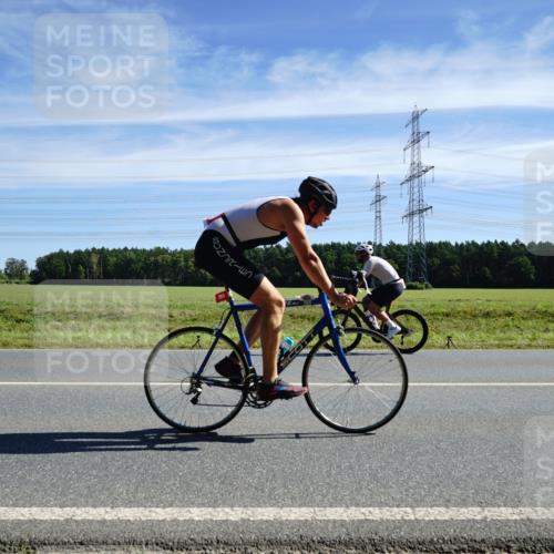 07.09.2025 - 19. Norderstedt Triathlon Michael Burmester http://msf.ph/oto/8840776 07.09.2025 12:22:21 Radfahren 236, 308, 783, 1359 meine-sportfotos.de