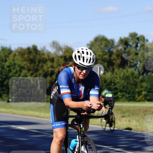 07.09.2025 - 19. Norderstedt Triathlon Michael Burmester http://msf.ph/oto/8840790 07.09.2025 15:09:56 Radfahren 953, 1447 meine-sportfotos.de