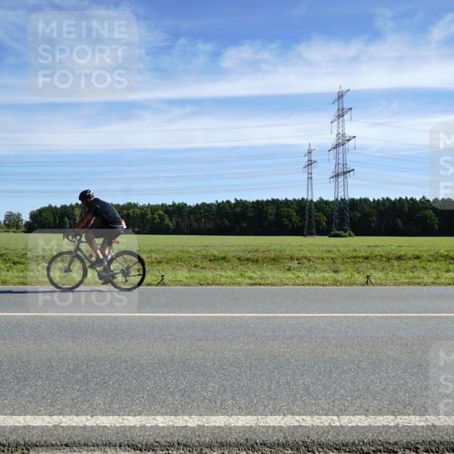 07.09.2025 - 19. Norderstedt Triathlon Michael Burmester http://msf.ph/oto/8840795 07.09.2025 12:22:23 Radfahren 236, 757, 783, 792, 1359 meine-sportfotos.de