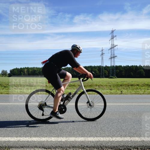 07.09.2025 - 19. Norderstedt Triathlon Michael Burmester http://msf.ph/oto/8840804 07.09.2025 12:22:25 Radfahren 725, 757, 792, 1338, 1359 meine-sportfotos.de