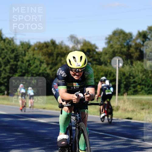 07.09.2025 - 19. Norderstedt Triathlon Michael Burmester http://msf.ph/oto/8840815 07.09.2025 15:10:32 Radfahren 431, 469, 905, 1480 meine-sportfotos.de