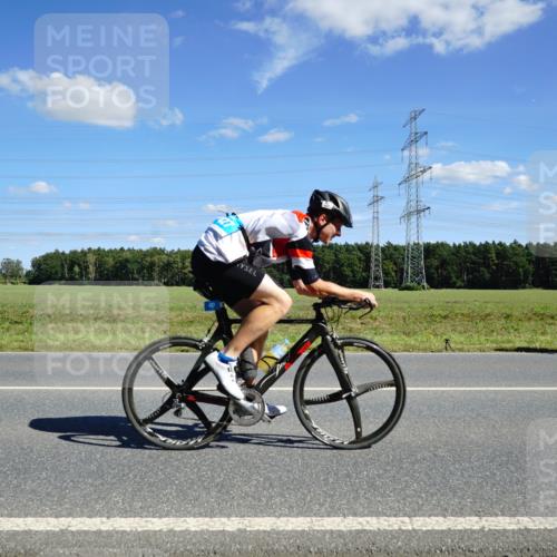 07.09.2025 - 19. Norderstedt Triathlon Michael Burmester http://msf.ph/oto/8840816 07.09.2025 14:29:41 Radfahren 427, 1020 meine-sportfotos.de