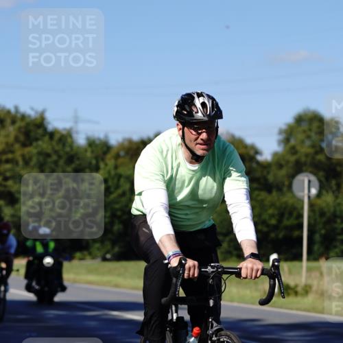 07.09.2025 - 19. Norderstedt Triathlon Michael Burmester http://msf.ph/oto/8840826 07.09.2025 15:10:36 Radfahren 395, 469, 905, 1537 meine-sportfotos.de