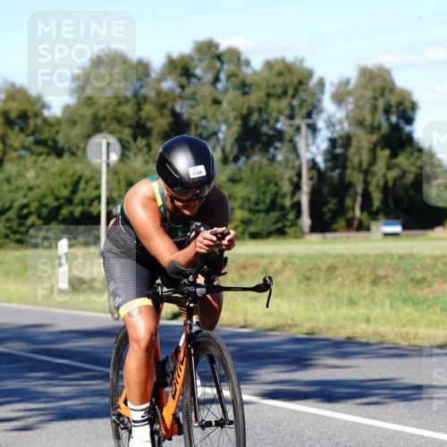 07.09.2025 - 19. Norderstedt Triathlon Michael Burmester http://msf.ph/oto/8840854 07.09.2025 15:10:59 Radfahren 472, 1500 meine-sportfotos.de