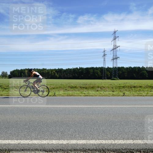 07.09.2025 - 19. Norderstedt Triathlon Michael Burmester http://msf.ph/oto/8840859 07.09.2025 12:22:41 Radfahren 1396 meine-sportfotos.de