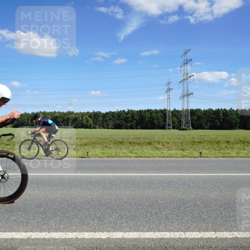 07.09.2025 - 19. Norderstedt Triathlon Michael Burmester http://msf.ph/oto/8840889 07.09.2025 14:29:57 Radfahren 388, 917, 1421 meine-sportfotos.de